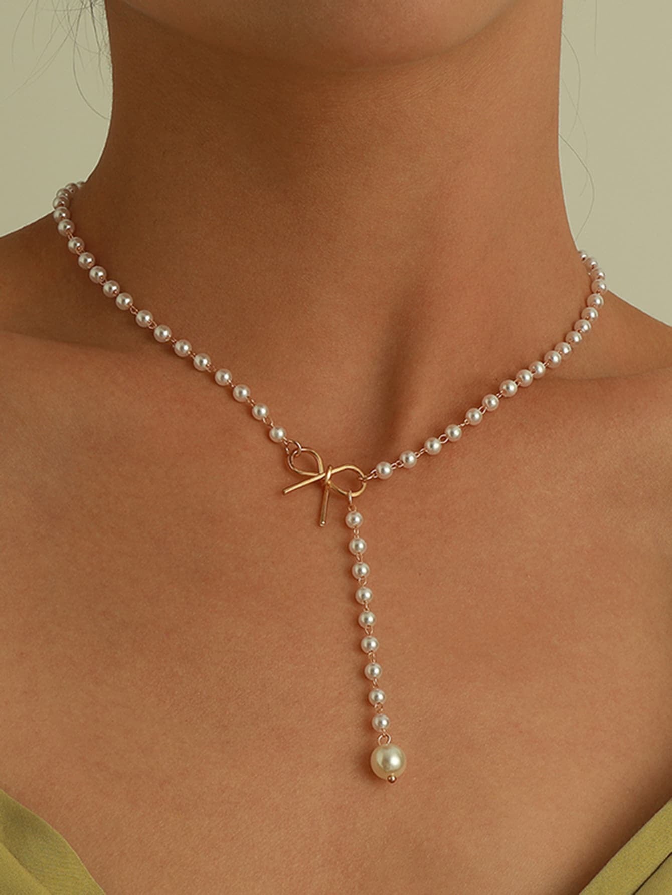 Pearl Bow Y Necklace